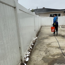 Vinyl-Fence-Cleaning-in-Gardena-CA 0